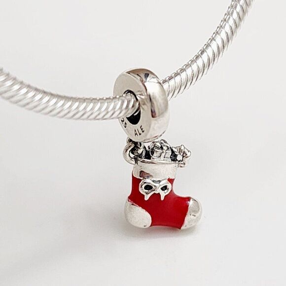 Pandora Festive Stocking Dangle Charm - Picture 3 of 4
